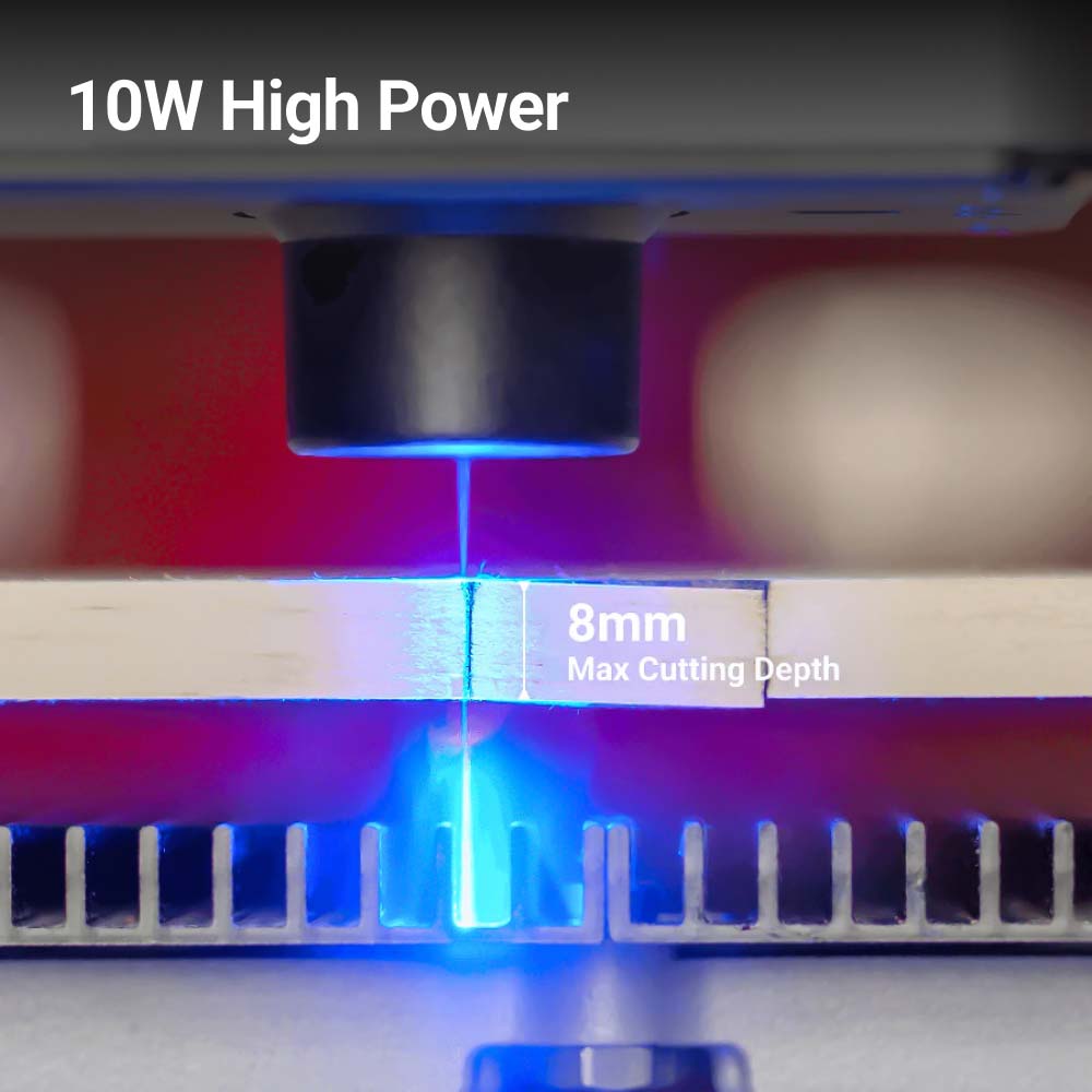 Modulo laser ad alta potenza Snapmaker da 10 W con una profondità di taglio massima di 8 mm, ideale per la lavorazione di materiali resistenti.